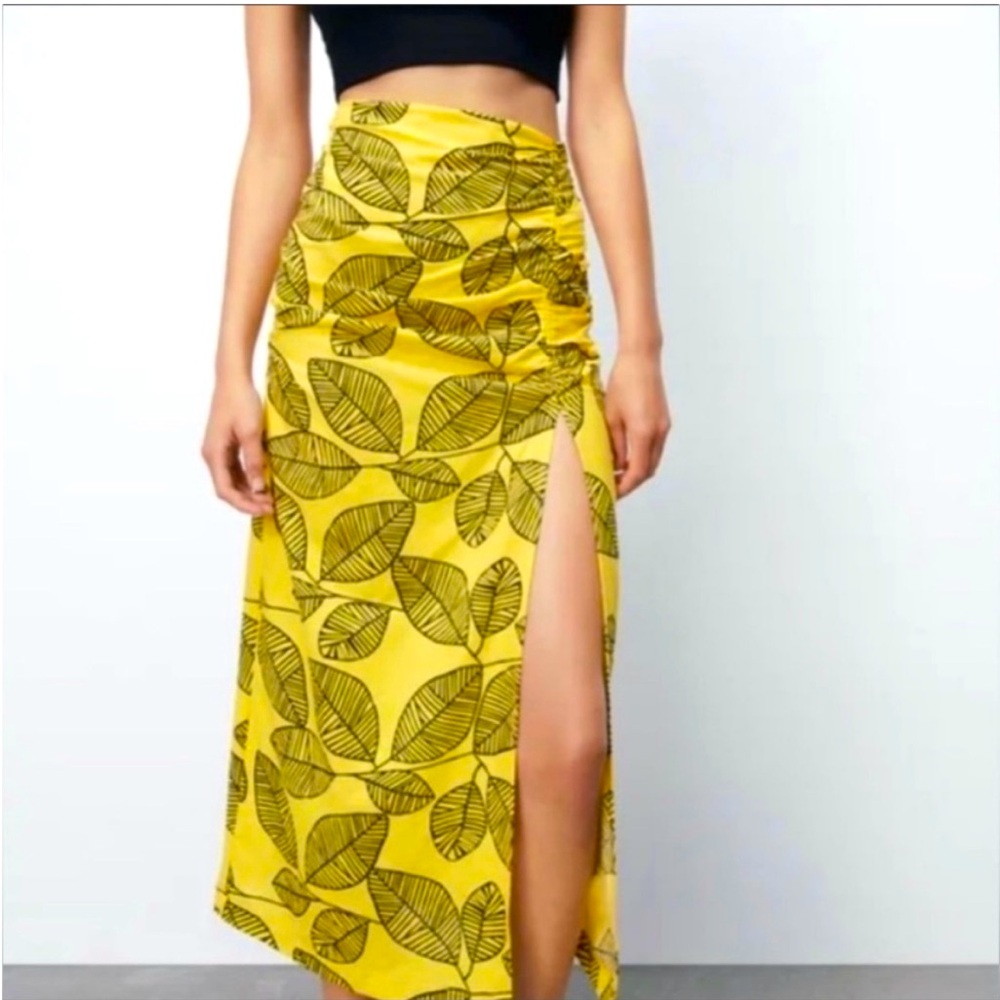 Zara Linen Blend Leaf Print Yellow Black Tropical Midi Skirt size XS